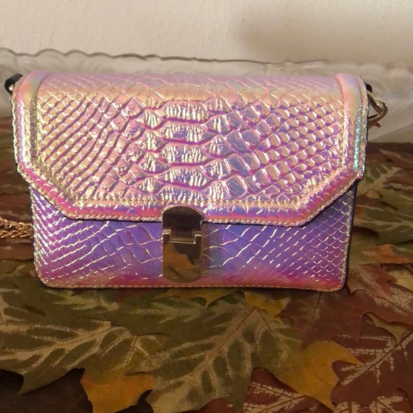 Handbag - Picture 3 of 6